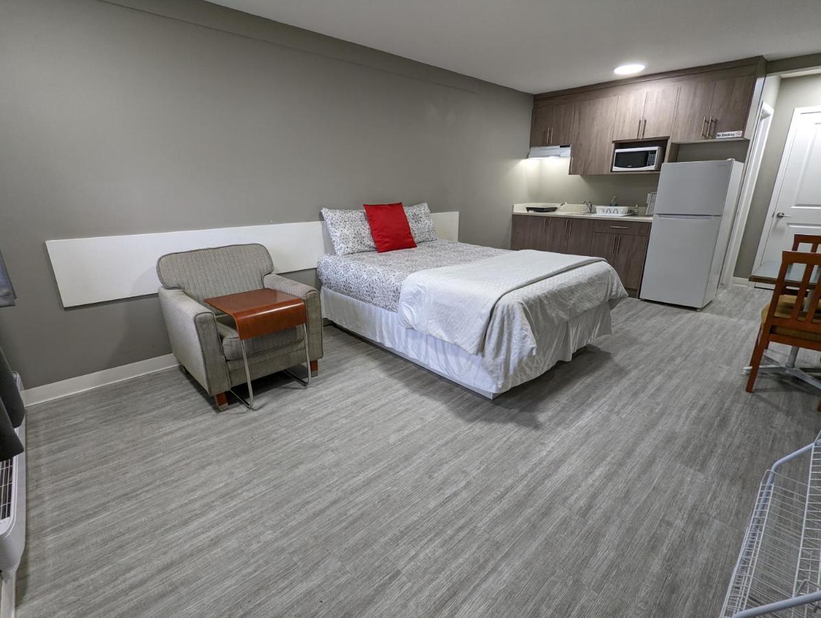 Riverside Motel Medicine Hat Exteriér fotografie