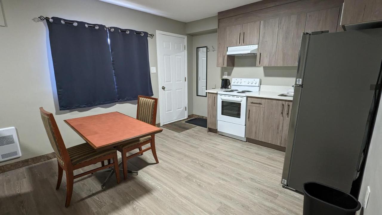 Riverside Motel Medicine Hat Exteriér fotografie
